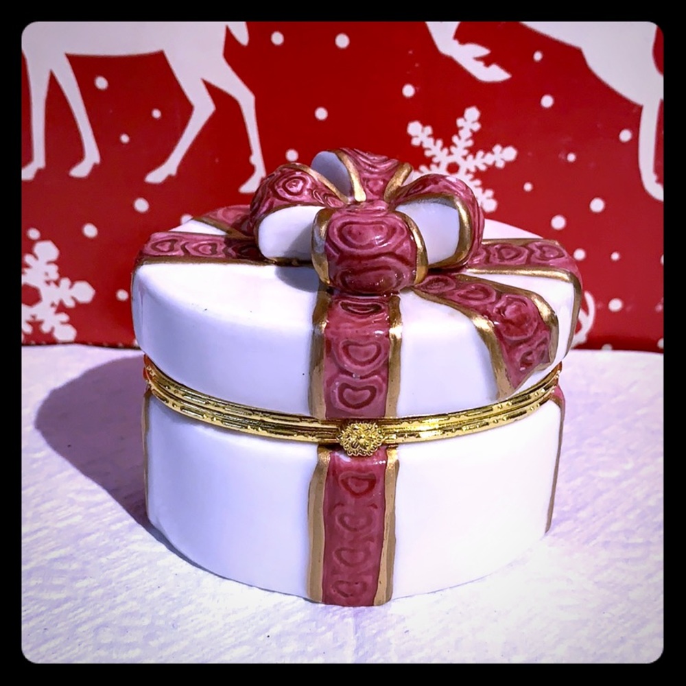 Porcelain Christmas Gift Ring Box